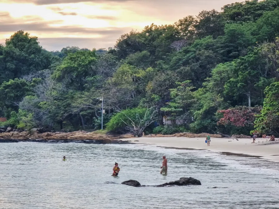 zoom beach ao hin khok ko samet