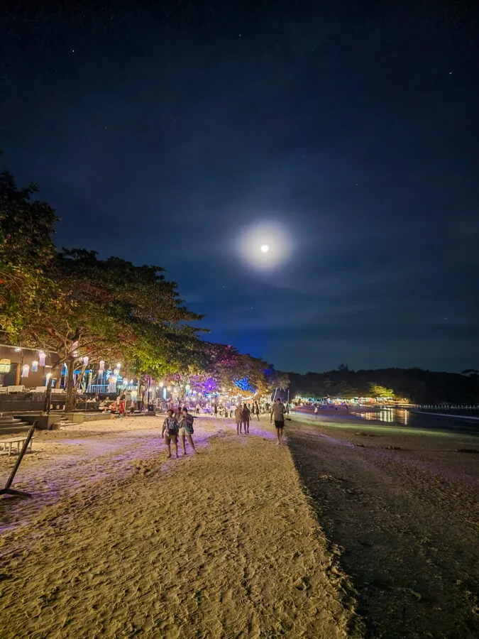 beautiful moon beach sai kaew ko samet
