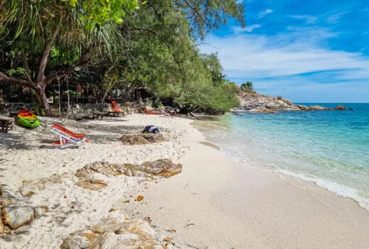 beautiful beach ao nuan ko samet