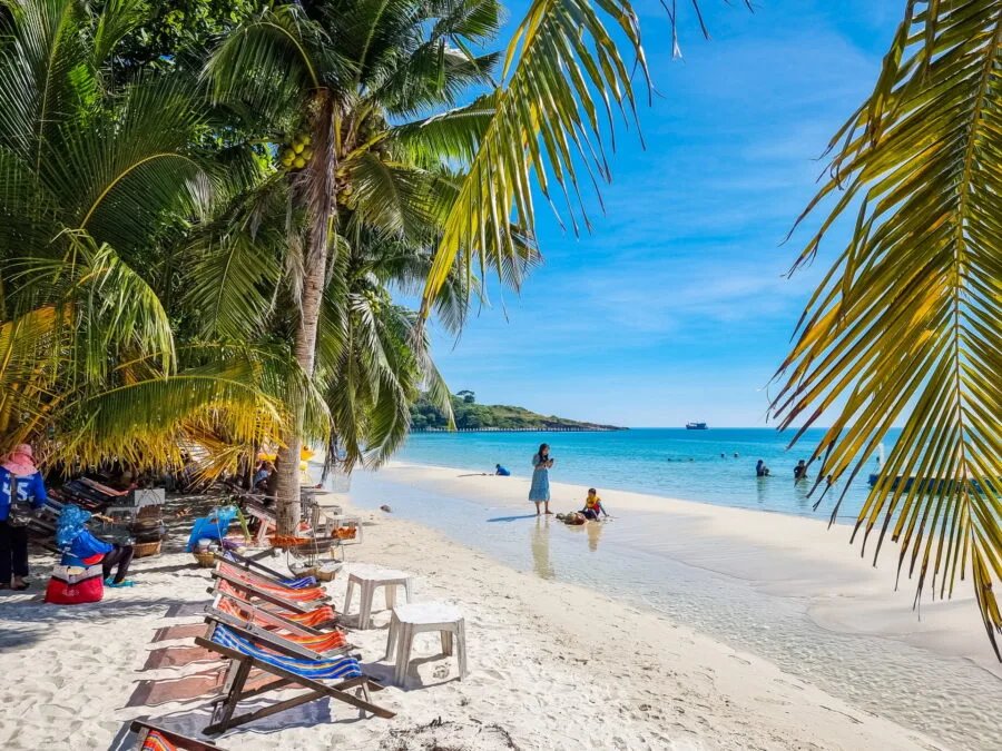 sai keaw ko samet beach center