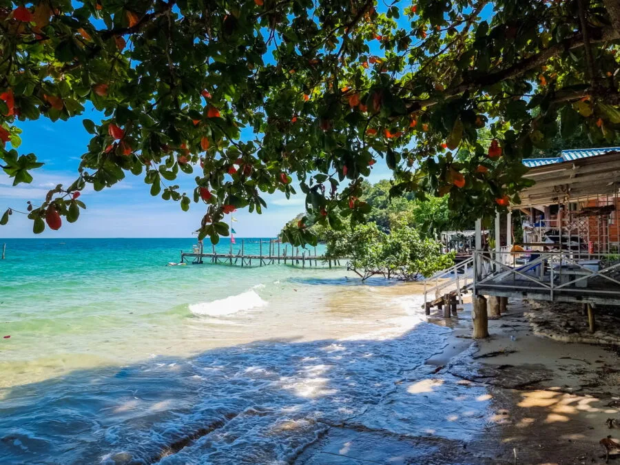 beach ao lung dam ko samet