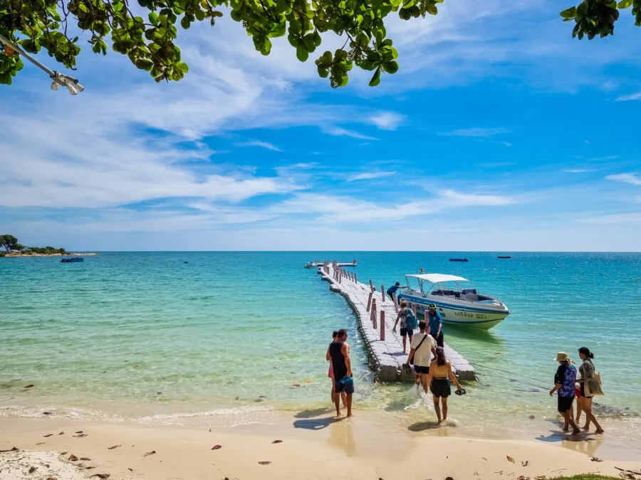 pontoon ao wong duean ko samet
