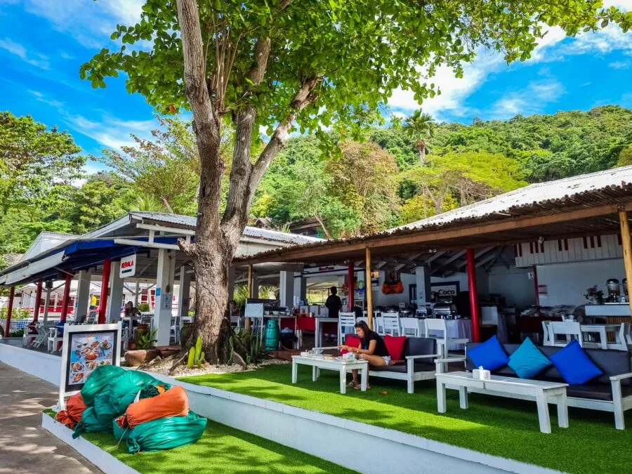 restaurant buzz ao prao ko samet