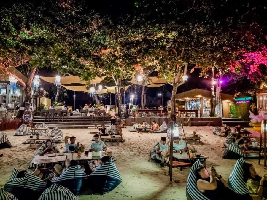 samet grand view beach restaurant