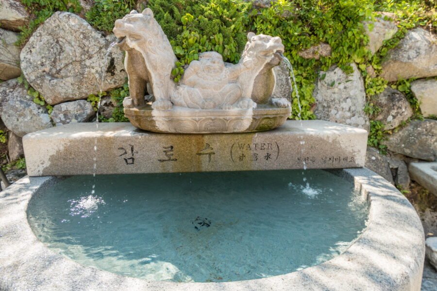 fontaine grotte seokguram