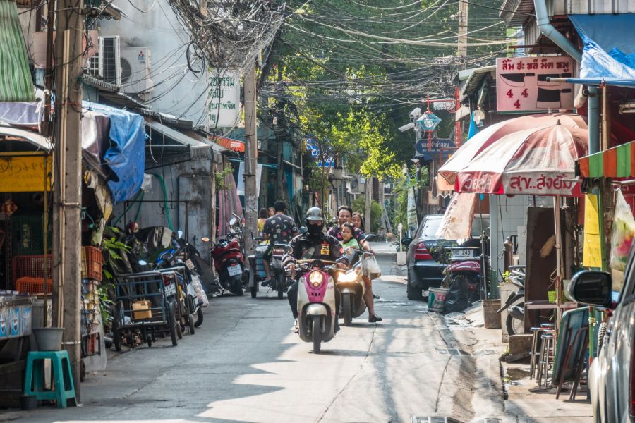 petite rue a talat noi bangkok