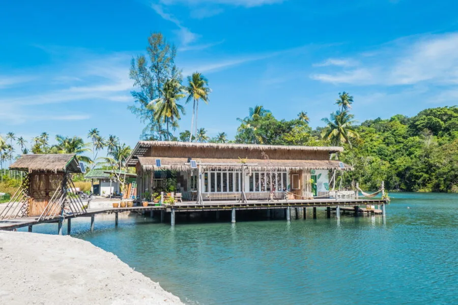 Moana Resort & MuEi Bar khlong han ko kood