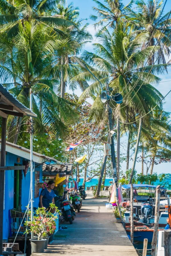 en balade village khlong mad ko kood