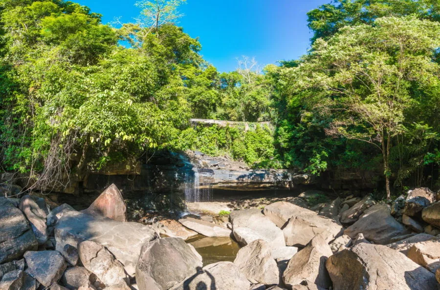 Huang Nam Keaw Waterfall ko kood