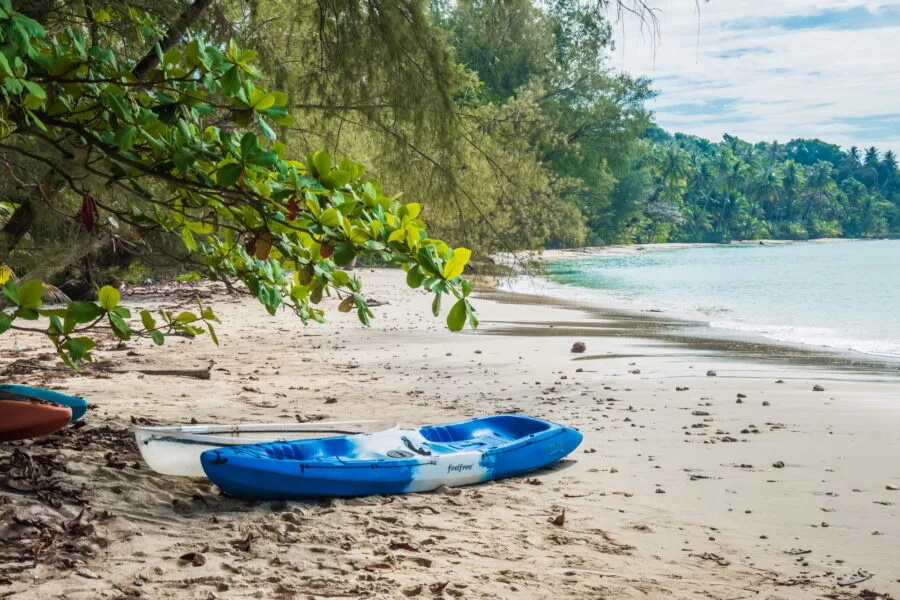 kayak plage Takhian ko kood