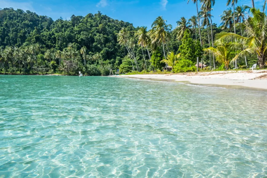 mer ao phrao beach ko kood