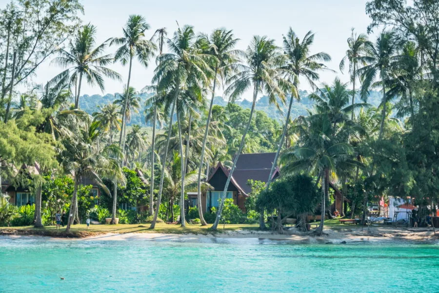 zoom sur plage ao tapao ko kood
