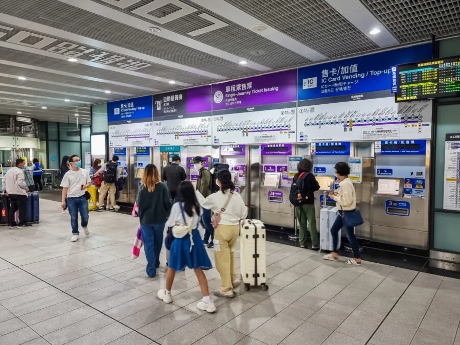 taipei train ticket machine