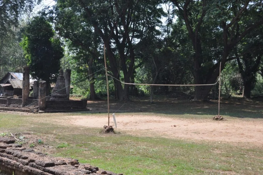 sepak takrow land si satchanalai thailand
