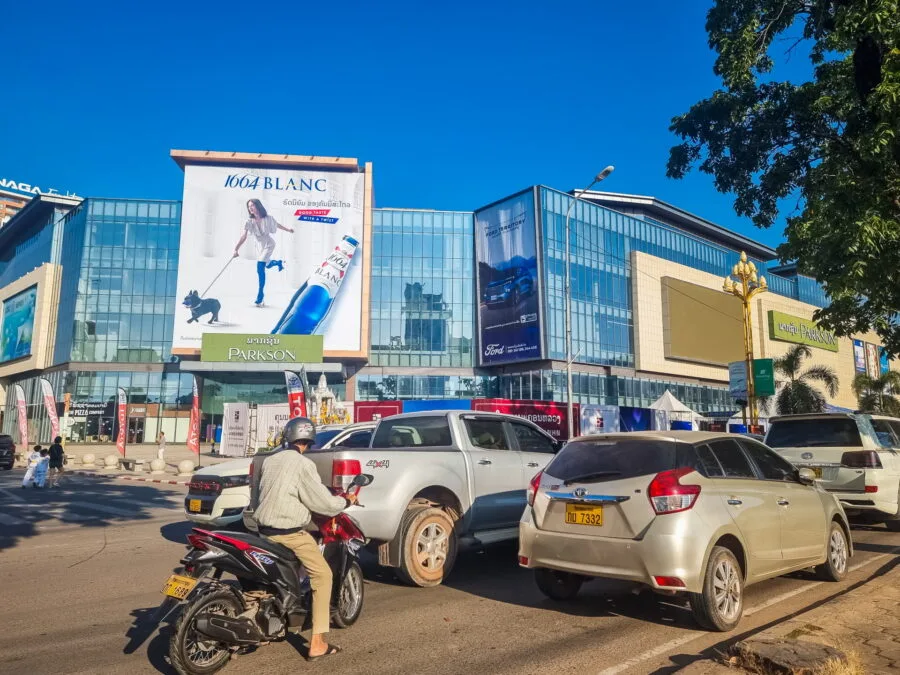 exterior shopping mall parkson vientiane