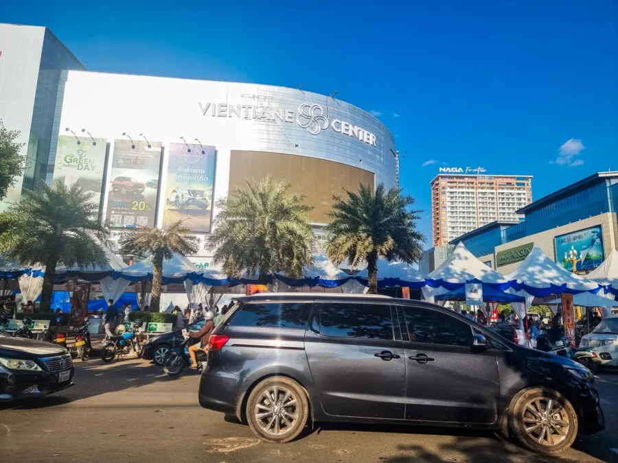 exterior shopping mall vientiane center