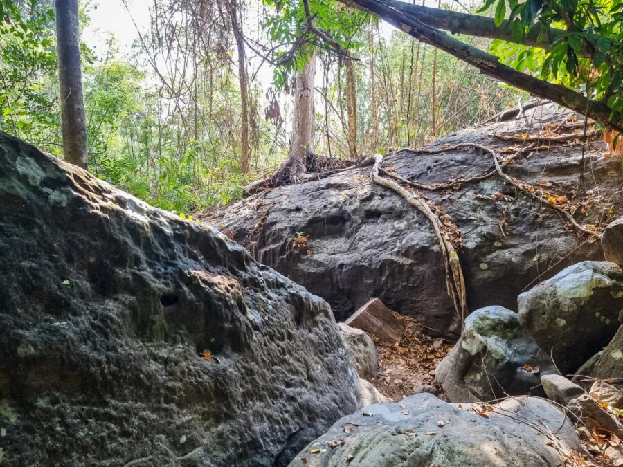 rocks climbing Phou Phanan viewpoints Laos