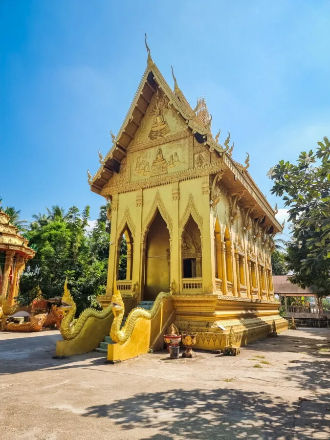 vat ho pha near vientiane
