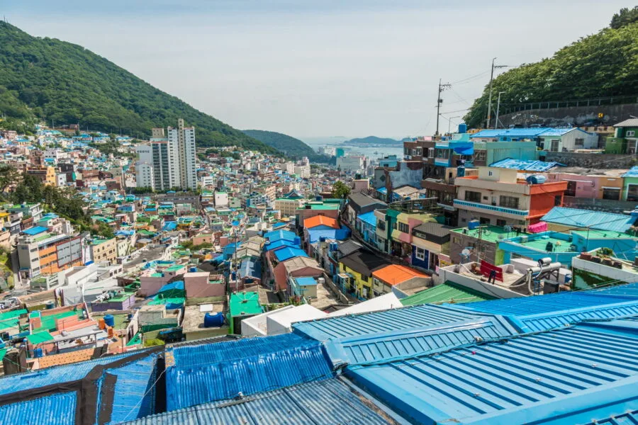 viewpoint statue little prince and fox gamcheon busan