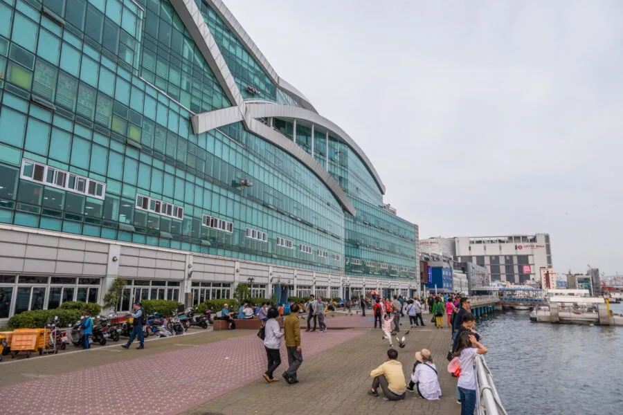 jagalchi fish market building busan