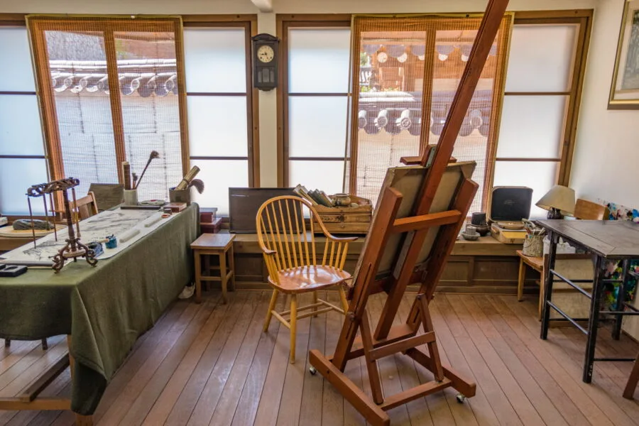 Korean artist Go Hui-dong's home studio Seoul