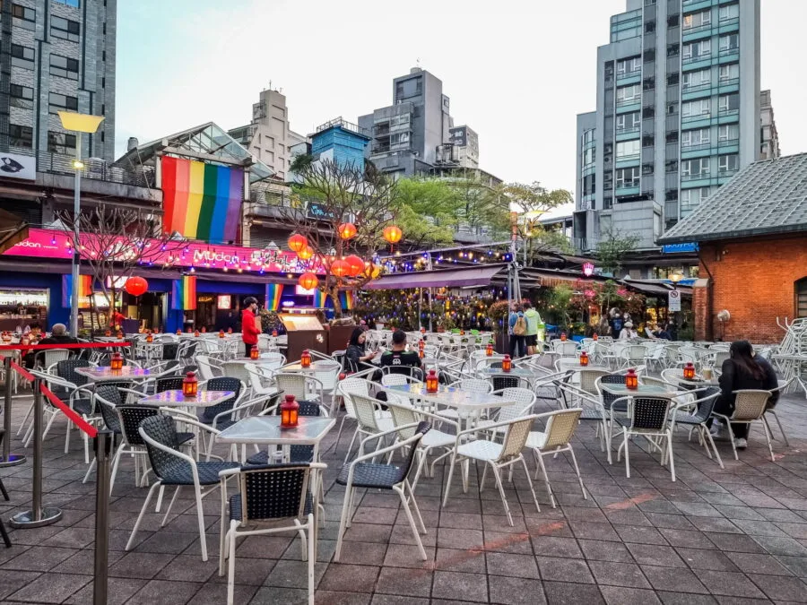 red house gay bar taipei taiwan