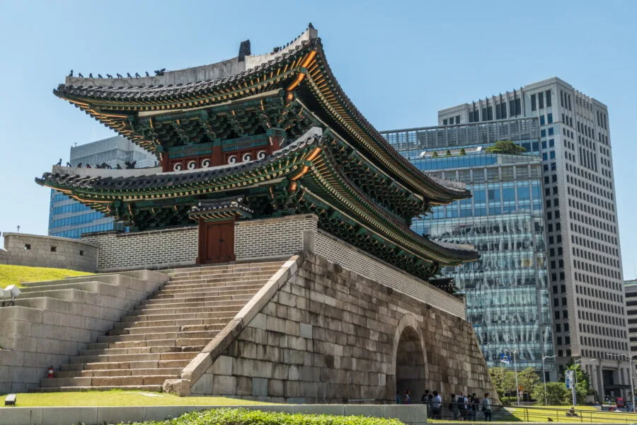 Sungnyemung namdaemun gate side - seoul