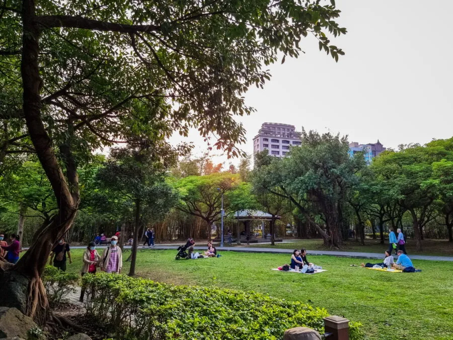 daan forest park taipei