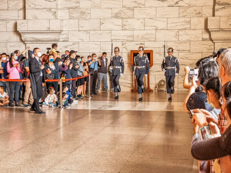 start changing guards inside main hall chiang kai shek memorial taipei
