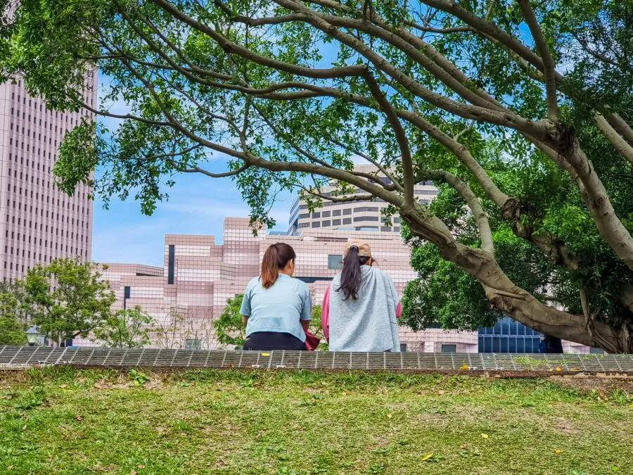 two friends at 44 south village taipei