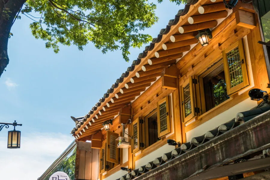 korean house windows near jongmyo shrine seoul