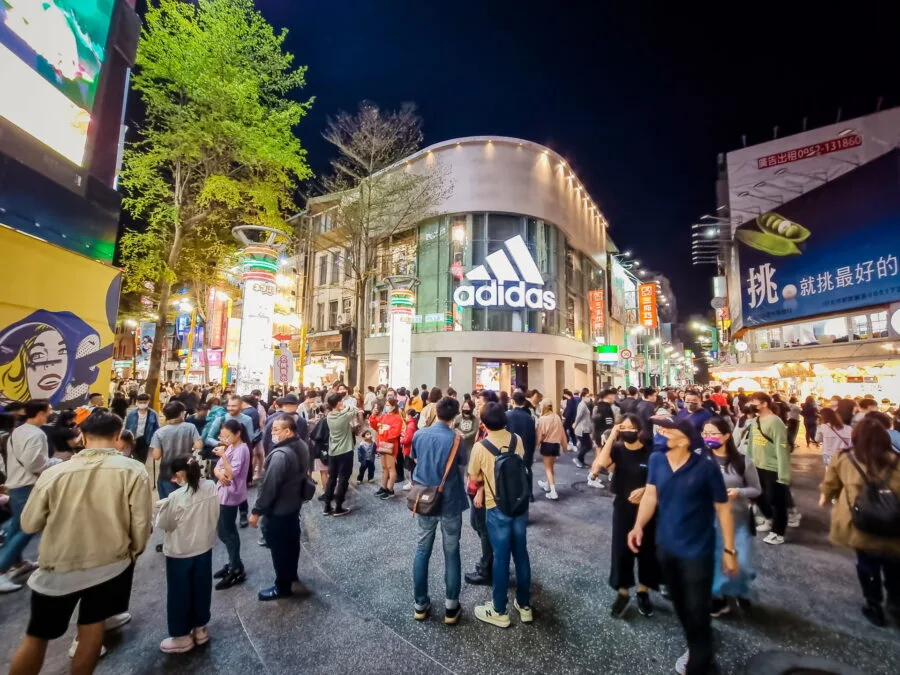 crowd ximending walking street taipei