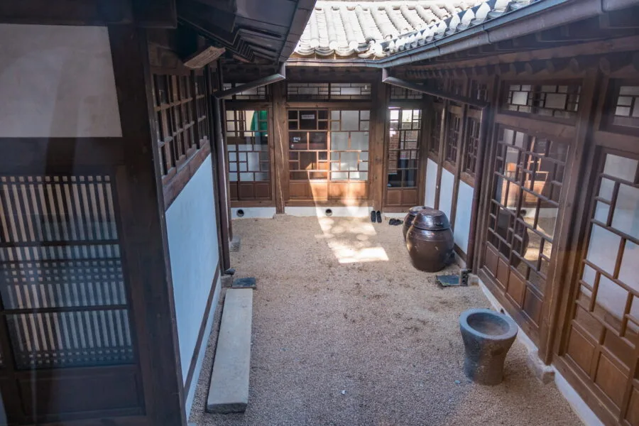 house of Korean artist Go Hui-dong Seoul