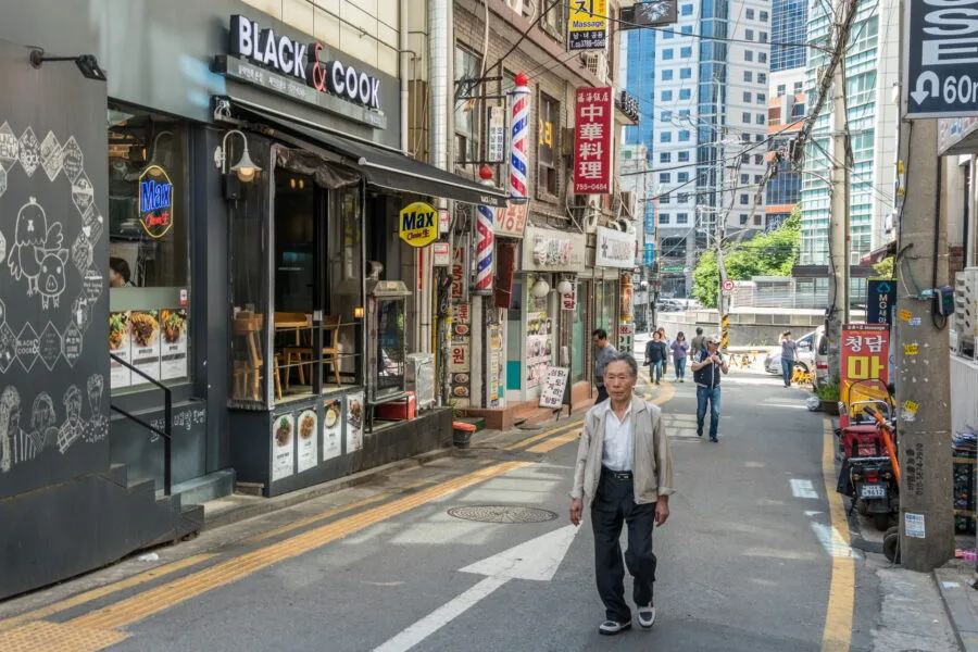 small street near funicular to seoul tower