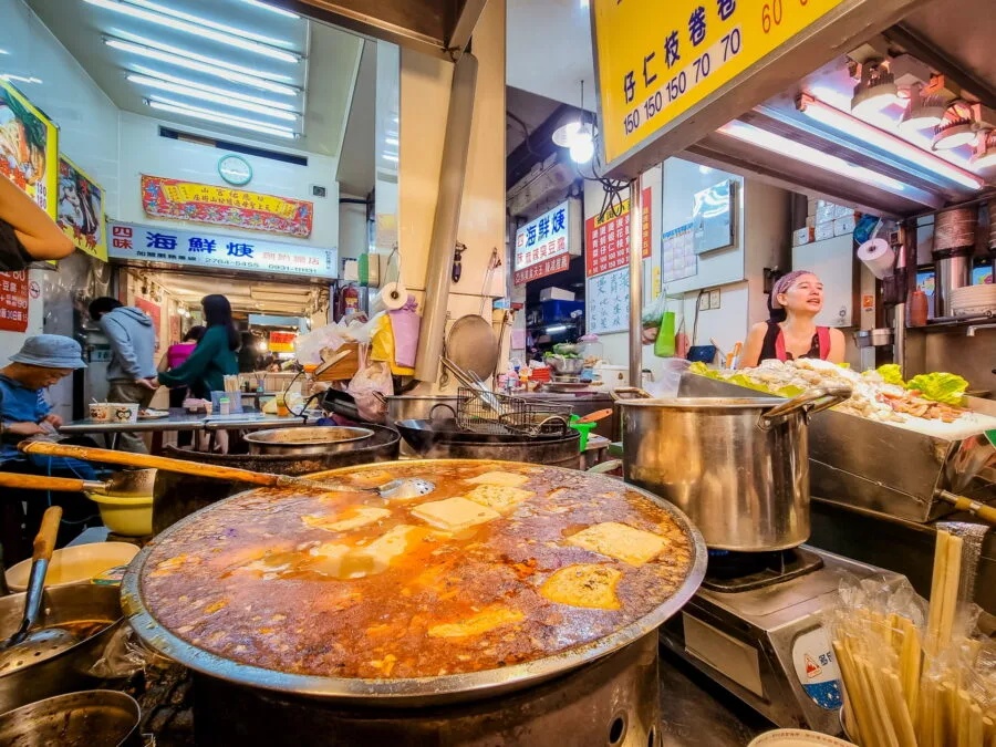 local dish tofu soup rahoe street taipei