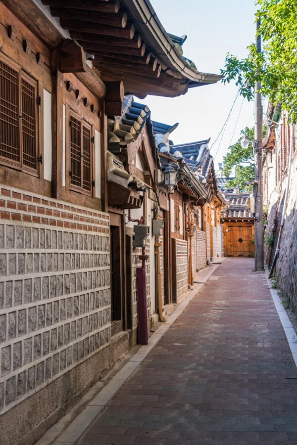 alley bukchon hanok village seoul