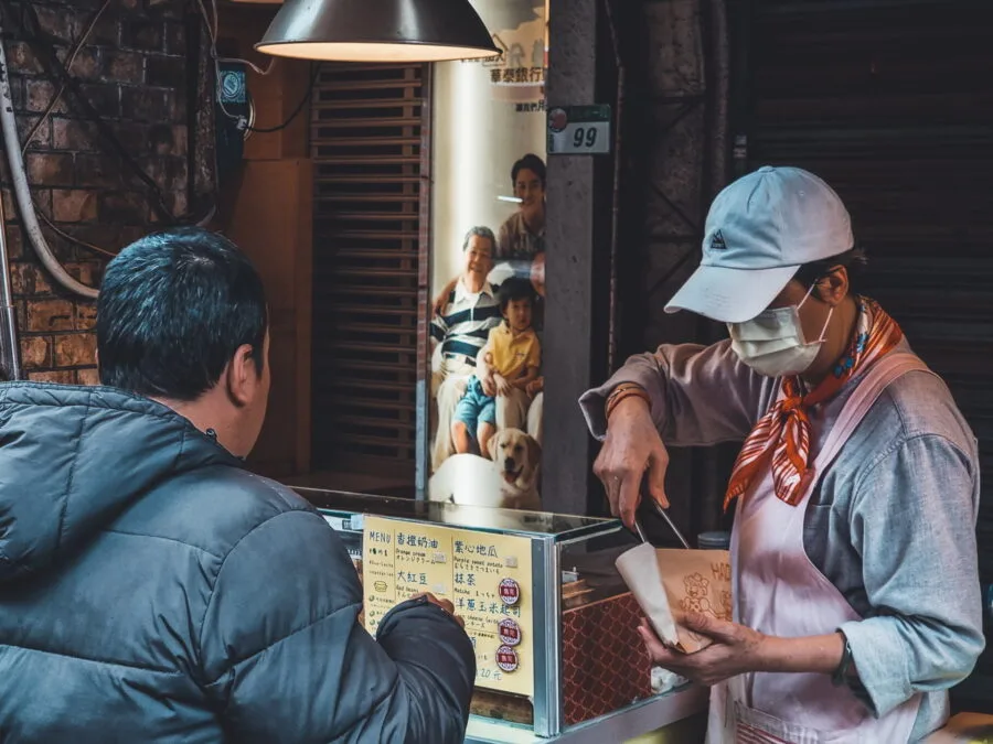 street food seller dihua street taipei