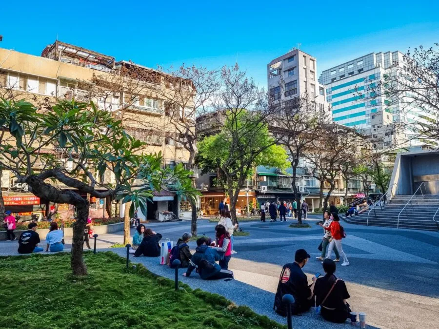 Xinzhongshanxianxing Park taipei