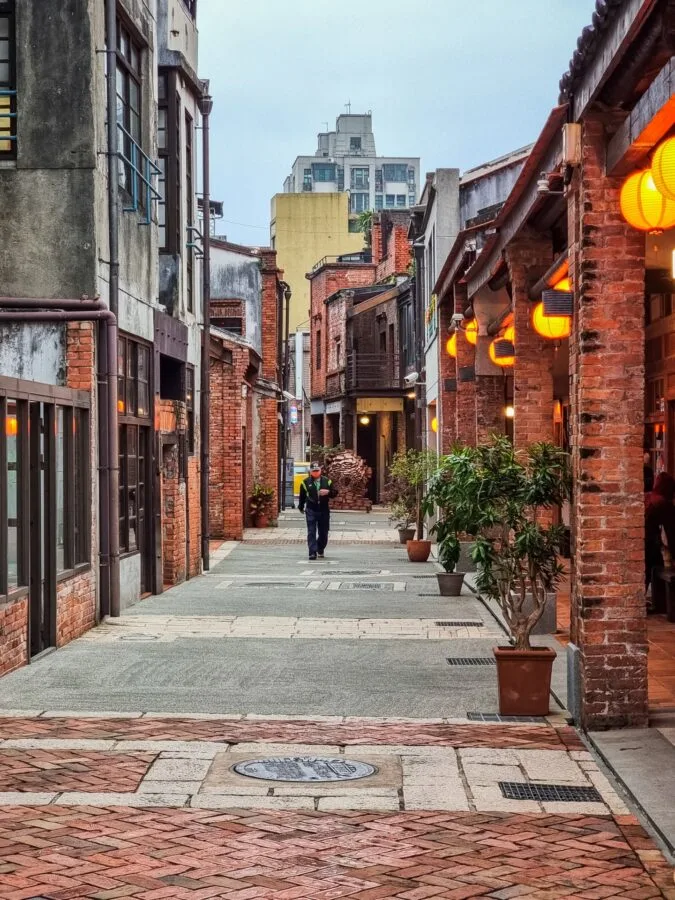 old taipei street Bopiliao historical block