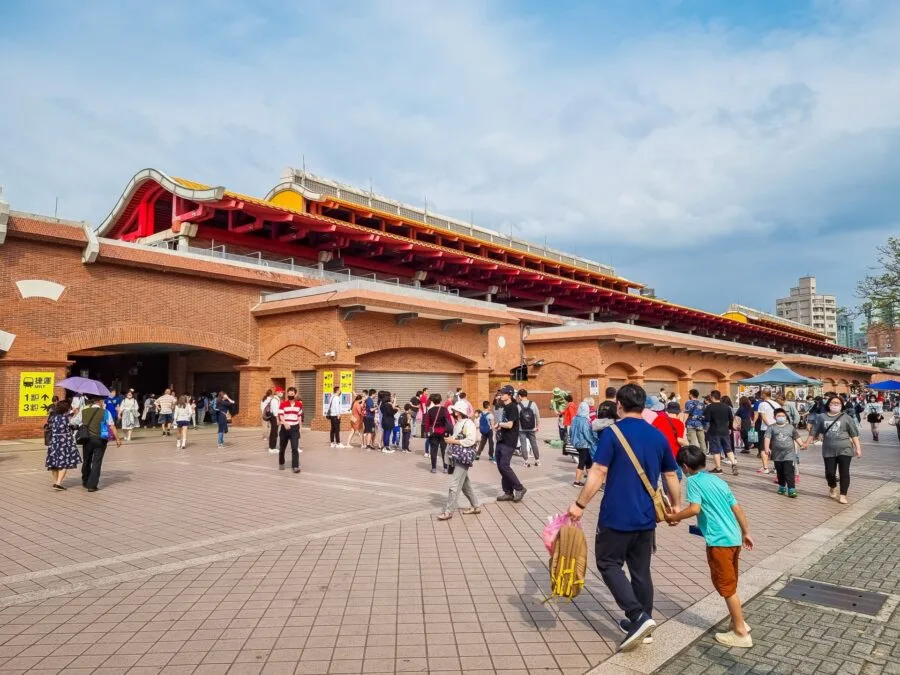 tamsui new taipei metro station