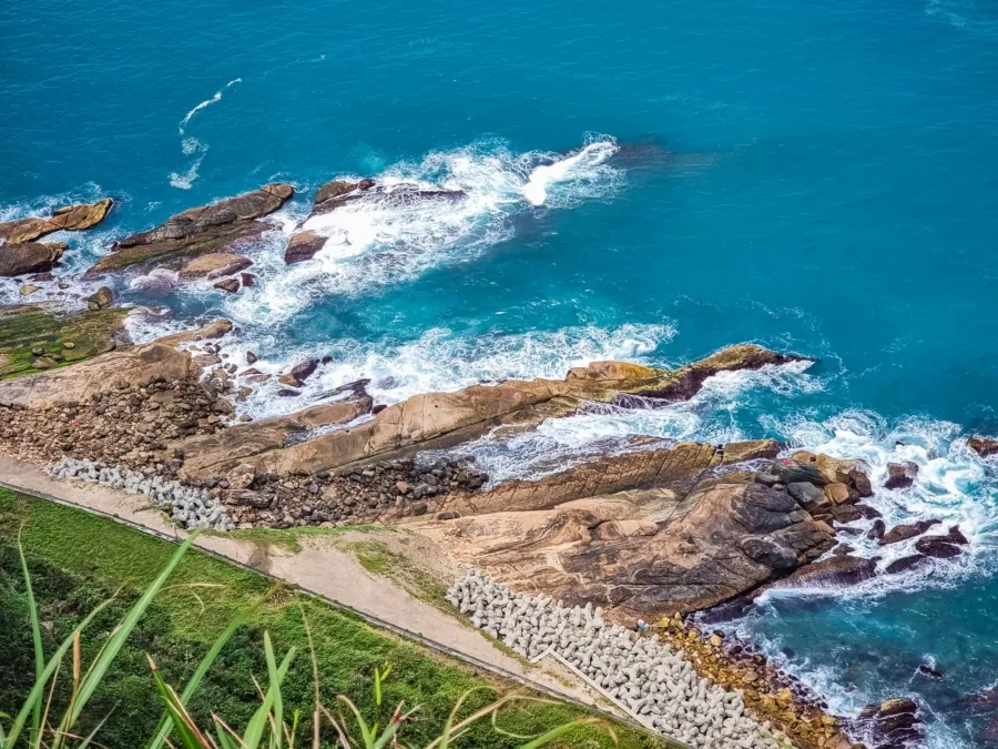 side view from nanzilin trail north taiwan