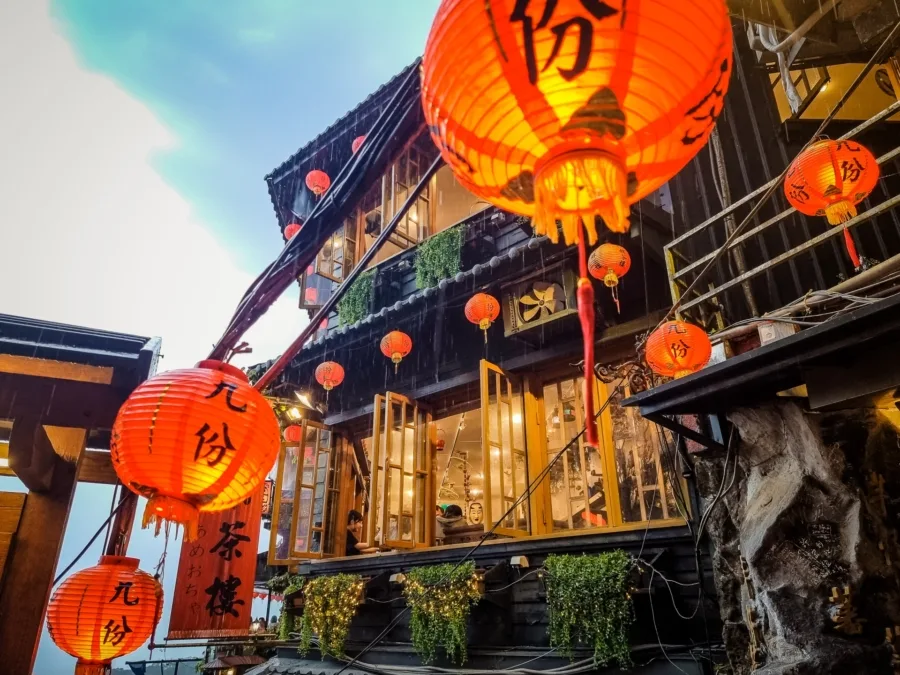 detail facade at mei jewish teahouse old street taiwan