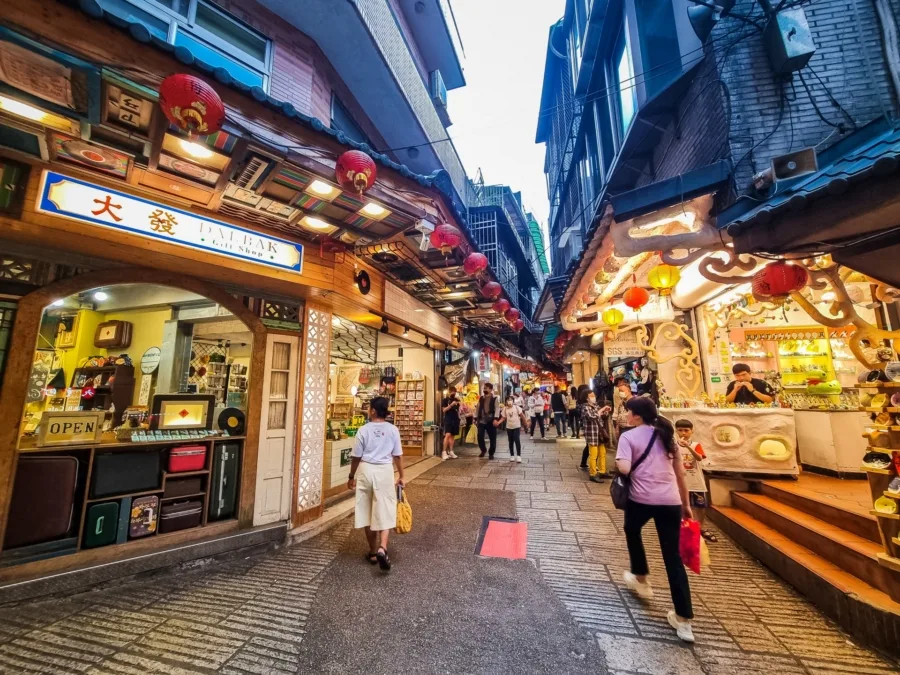 the quiet streets of jiufen old street north taiwan