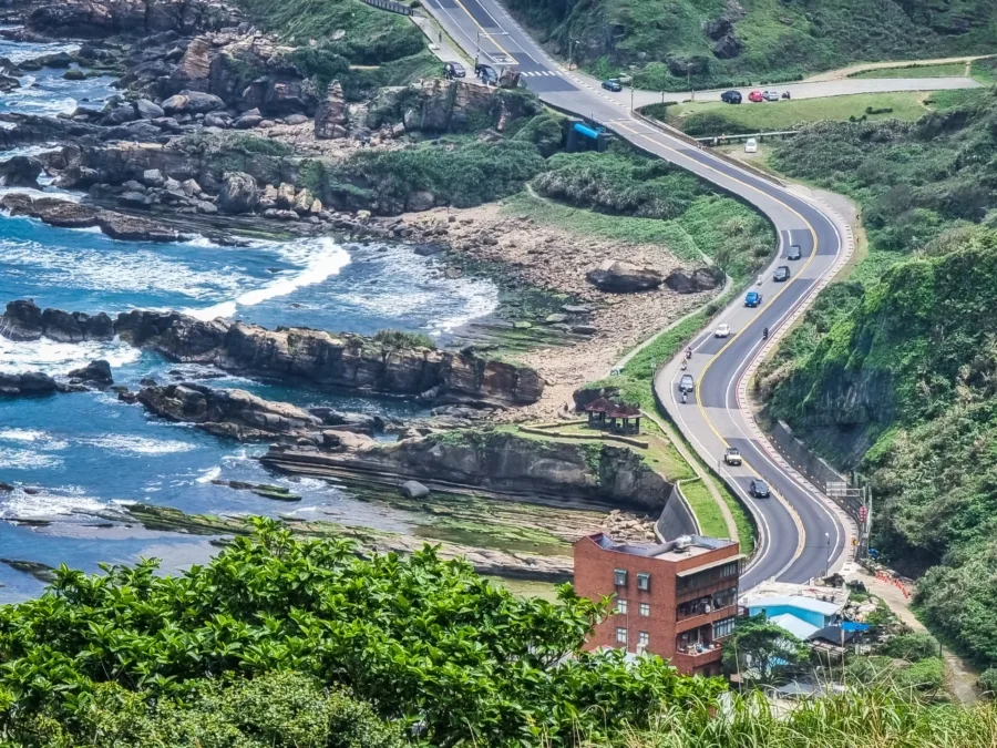 nanya rock parking lot from nanzilin trail north taiwan