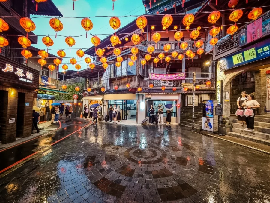 small square jiufen taiwan