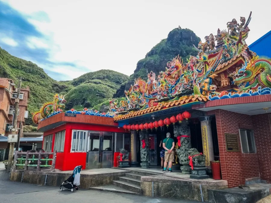 bitou seaside temple north cape taiwan
