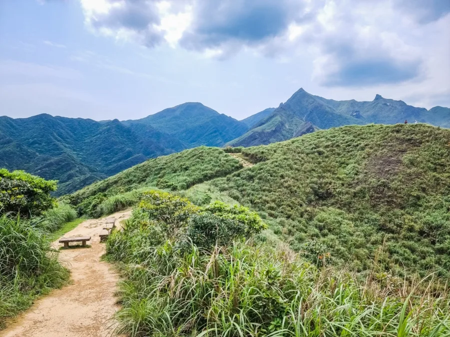 to summit nanzilin trail north taiwan