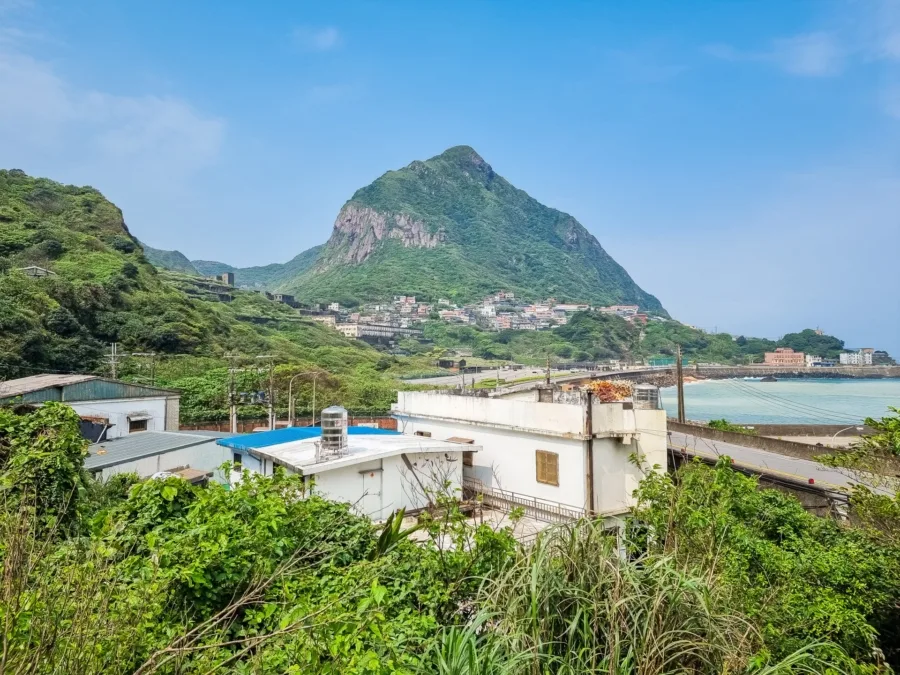 overview shuinandong yingyang sea north taiwan