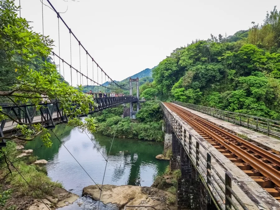 suspension bridge leading shifen waterfall taiwan