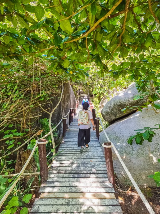 sail rock trail on ko similan